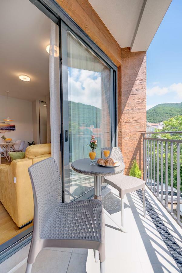 Sunray Apartman Tivat Kültér fotó